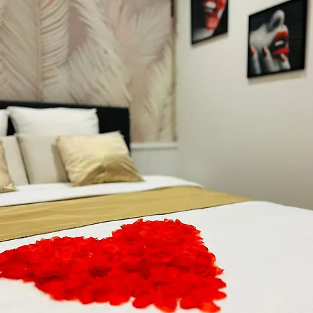 Suite Cosy Jacuzzi Troyes - Secrets D'Ana Buitenkant foto