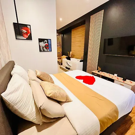 Suite Cosy Jacuzzi Troyes - Secrets D'Ana Buitenkant foto