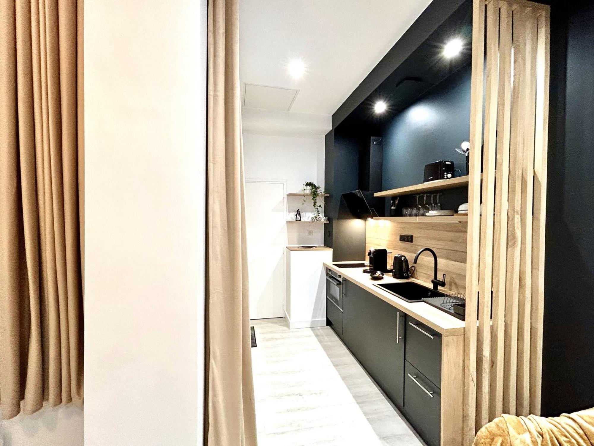 Apartment Cosy Jacuzzi - Secrets D'ana Troyes